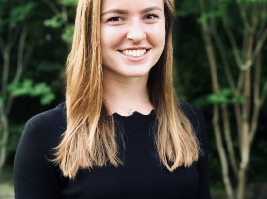 Kate Kutzer Headshot