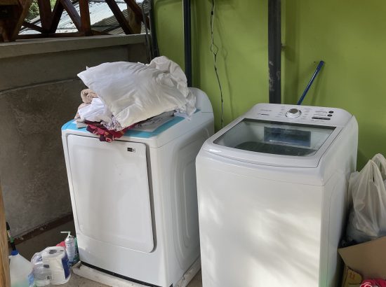 photo of washing machine and dryer in Costa Rica